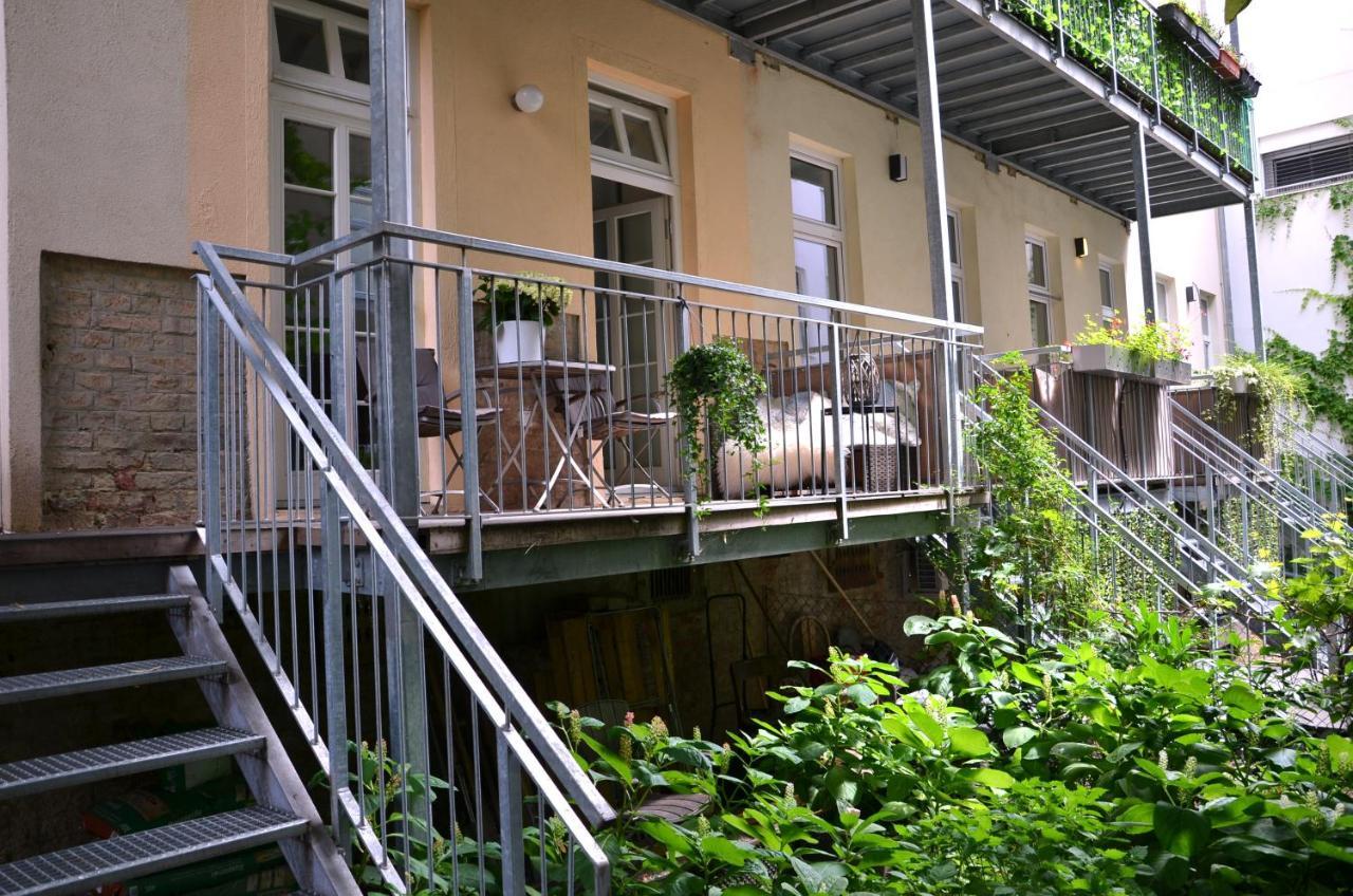 Central Vienna Apartment With Garden View 外观 照片