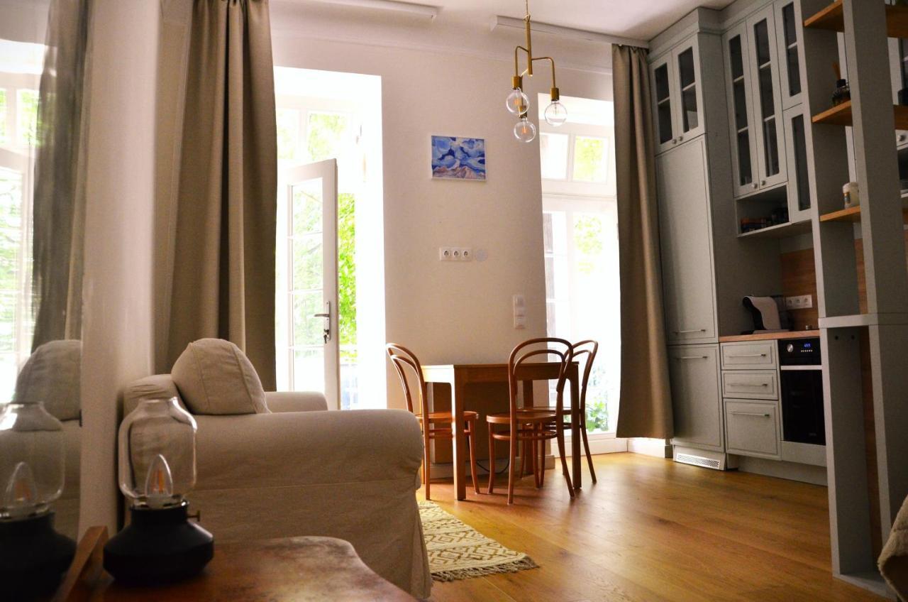 Central Vienna Apartment With Garden View 外观 照片